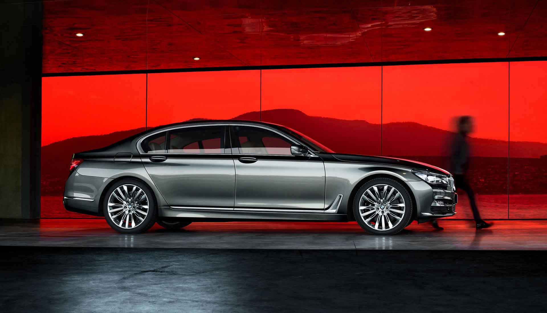 Remote control BMW 7 series website